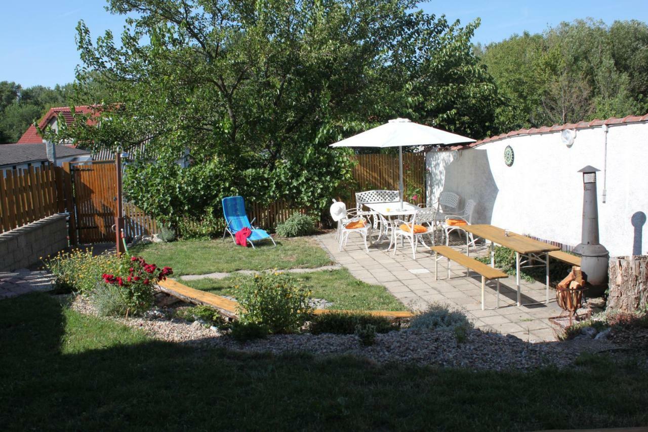Apartmán Věstonická jízdárna Dolni Vestonice Exteriér fotografie
