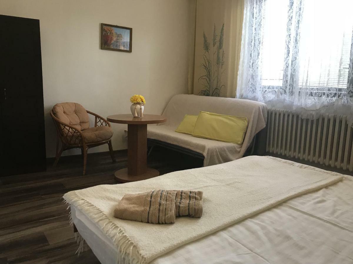 Apartmán Věstonická jízdárna Dolni Vestonice Exteriér fotografie